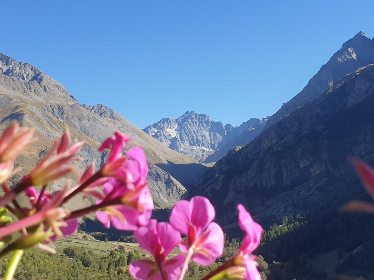 Appartement A La Montagne Villar-dʼArène Esterno foto