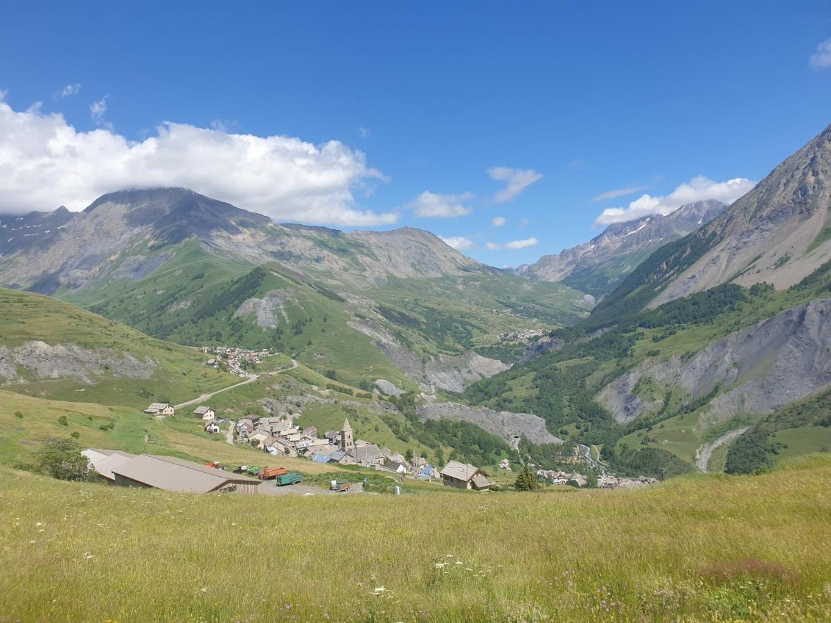 Appartement A La Montagne Villar-dʼArène Esterno foto